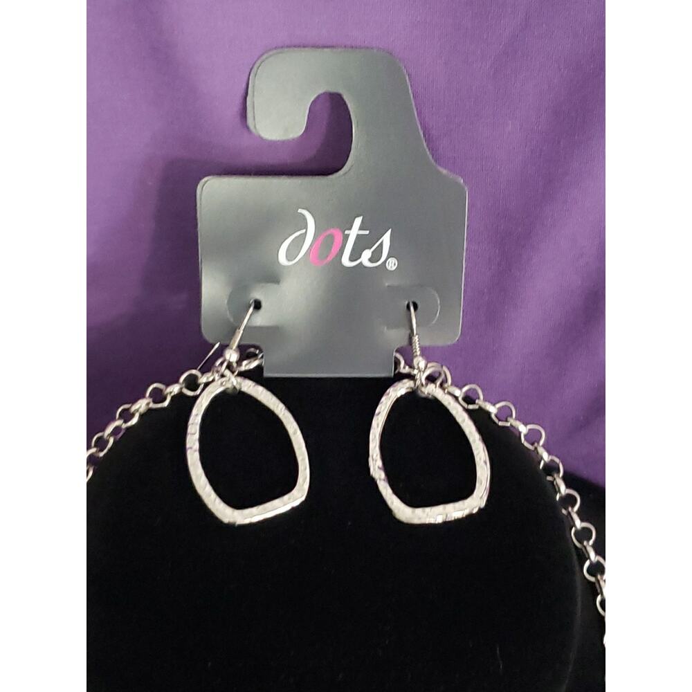 Dots Brand Statement Bib Style Necklace And Earrings Set Silver Tone Metal New - Picture 4 of 8